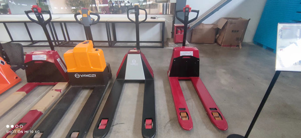 常見揚子電動叉車的保養方法 常見揚子電動叉車的保養方法